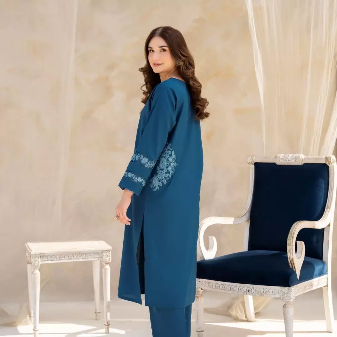 Ellah 2pc