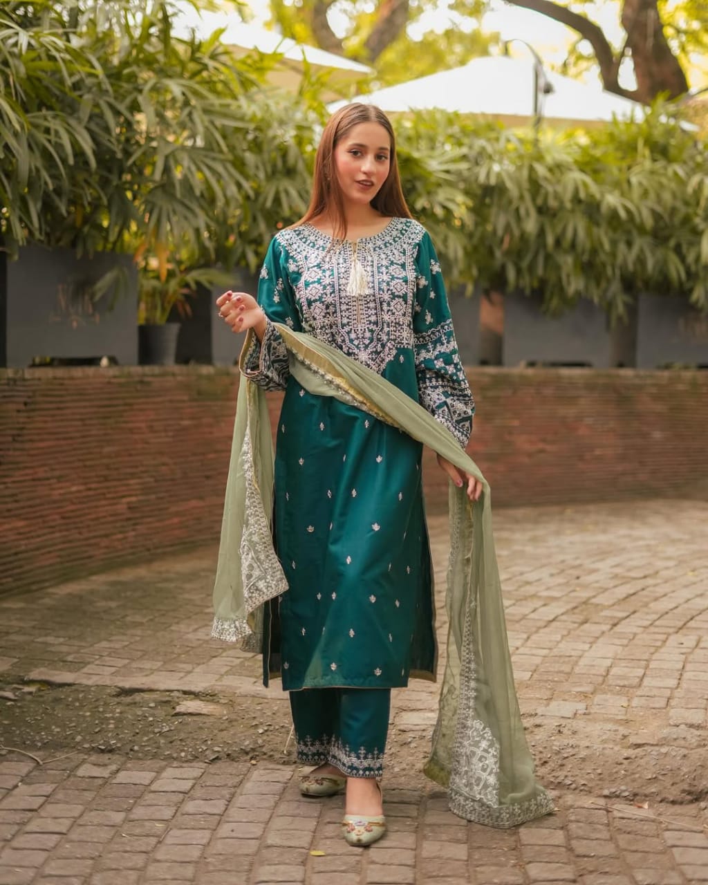 Margrita Embroidered 3pc